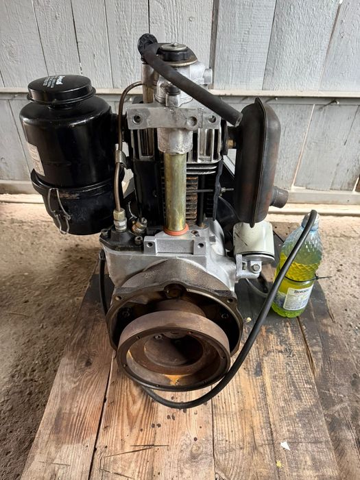 Vând sau schimb motor 12,5 Lombardini diesel aproape nou și alte piese