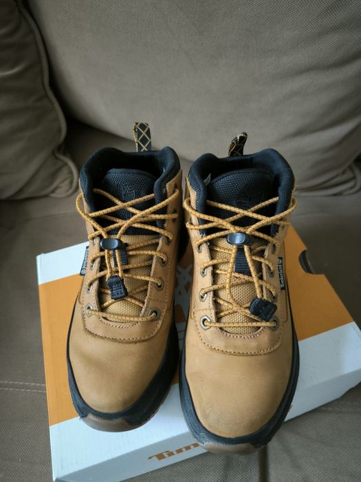 Продам ботинки Timberland на мальчика