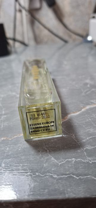 Продам парфюм оригинал