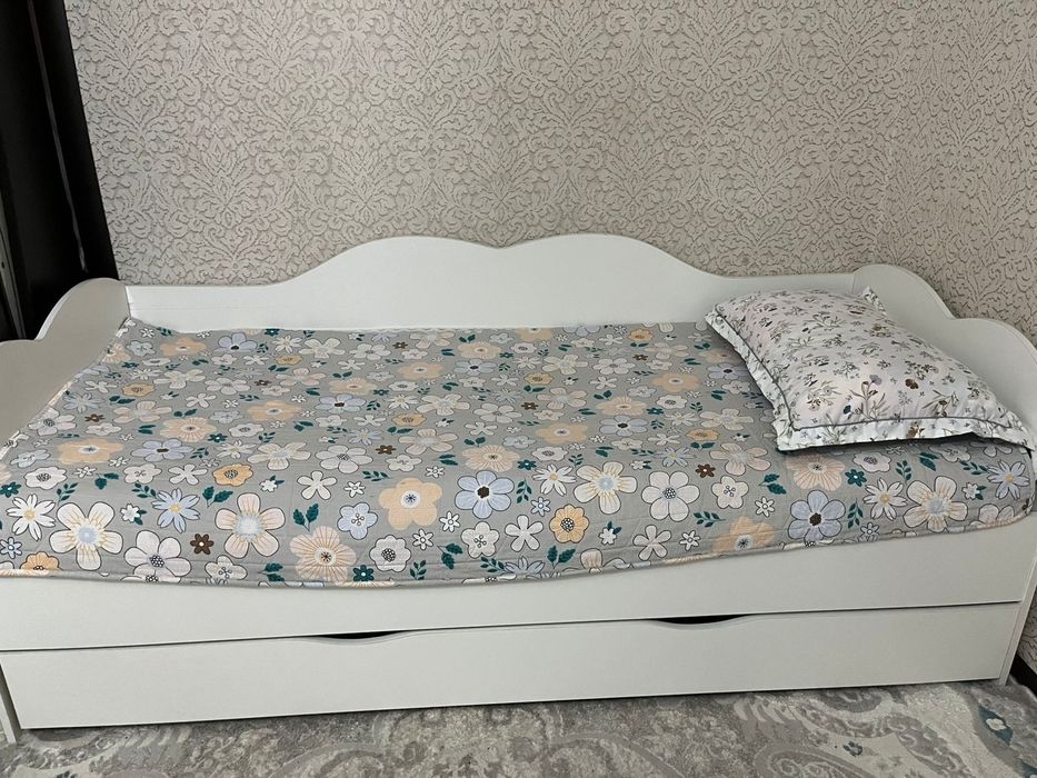 Срочно продается детский кровать