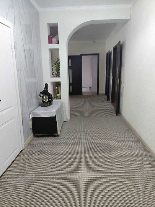 Часть дома · 6 комнат · 210 м² · 8 сот.