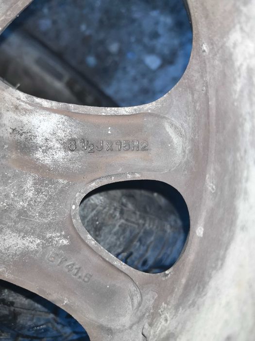 Джанти с гуми алфа ромео.