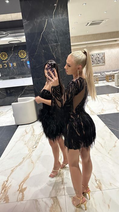 Рокля Esil Duran