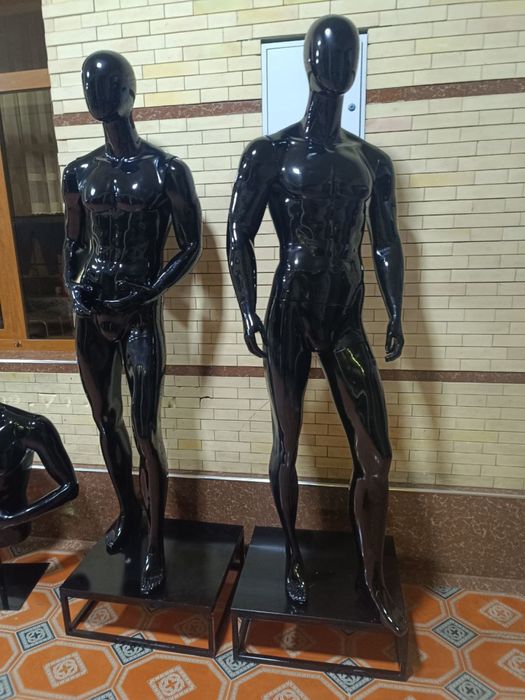 Срочно продам манекены