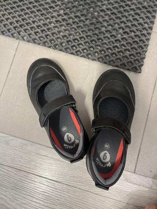 туфли на девочку в школу