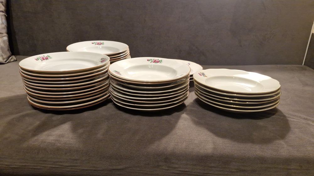 Порцеланов сервиз