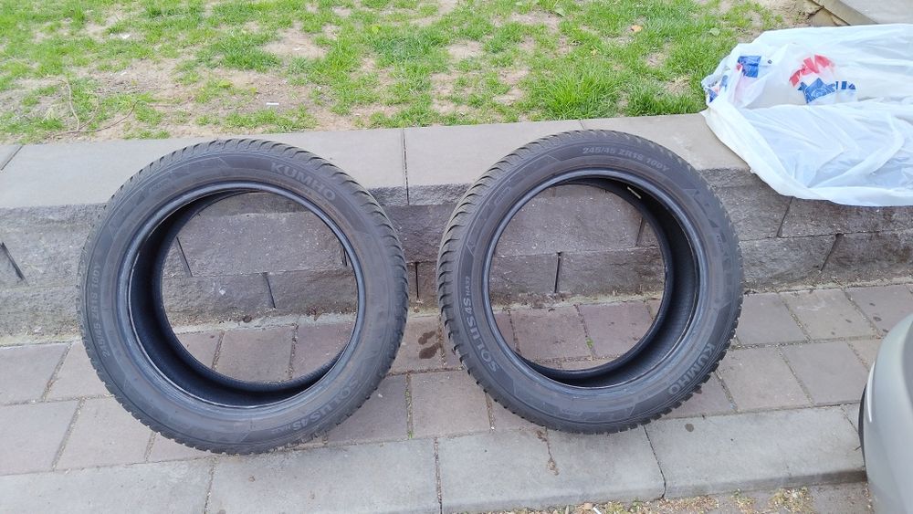 Vand 2 anvelope Kumho 245/45 R18 Solus 4 S all seasons
