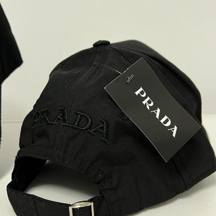 Sapca PRADA super calitate