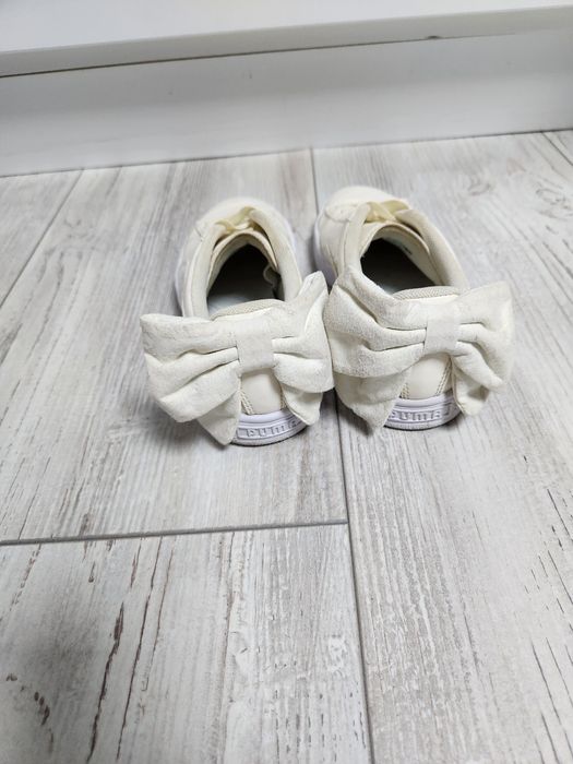 Обувки Puma с панделка