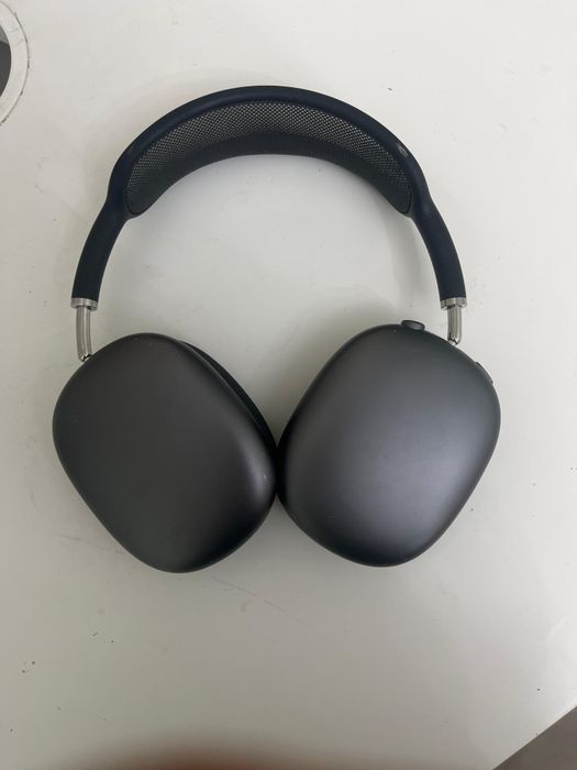 Airpods max продается срочно