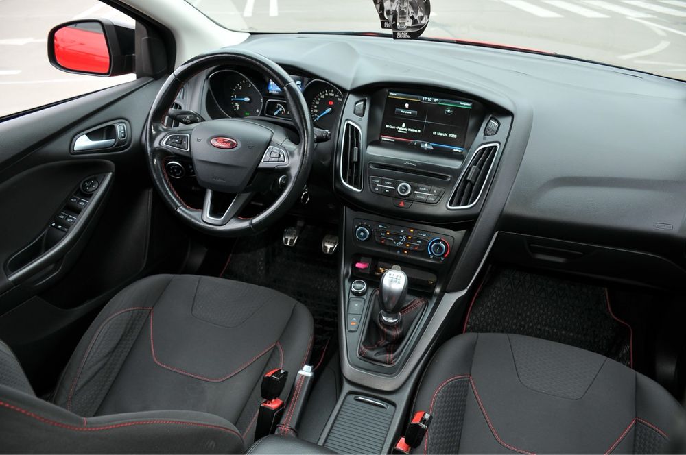 Vand Ford Focus, 2.0 Tdci -Red & Black edition - 2016 - 150cp-euro6, fara adblue. Accept variante - motor mic , de oras, pe benzina
