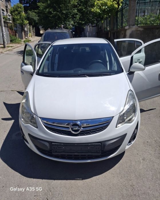 Opel Corsa 1.2 бензин 85 к. с.