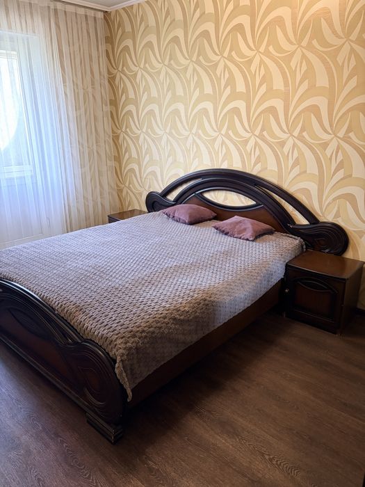 Продам спальный гарнитур б/у
