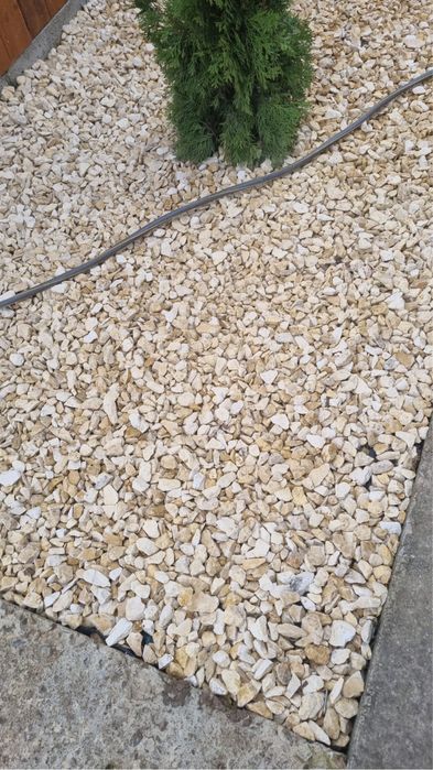 Piatra decorativa gradina/curte/piatra crem/roscata(clinceni/domnesti-sabareni/ciorogarla-bacu/bragadiru-magurele-jilava-popesti leordeni-glina-