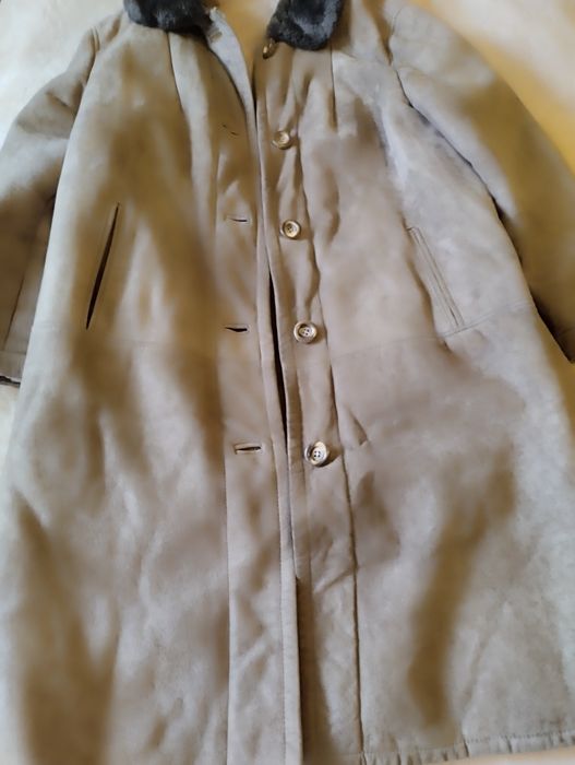 Vând haina blană naturală damă bej m 46-48 talia 2