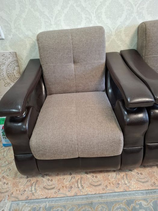 Диван с креслом 260 тыс тн