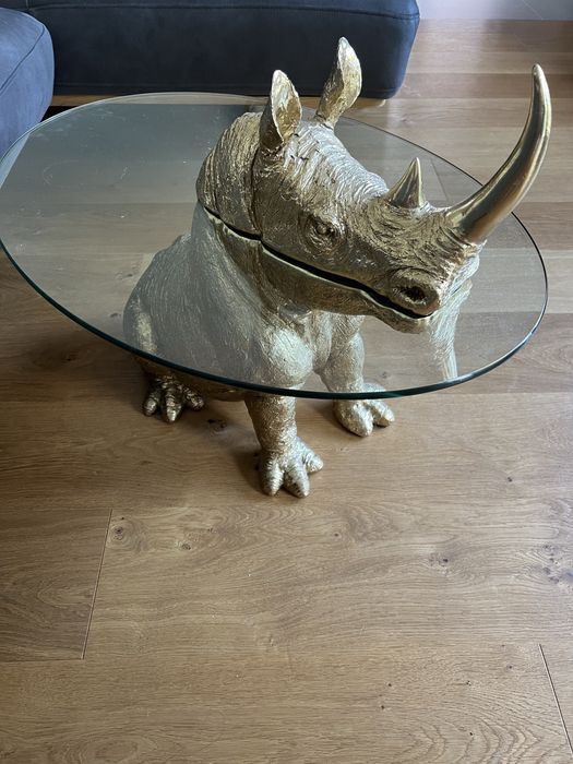 Декоративна маса с носорог