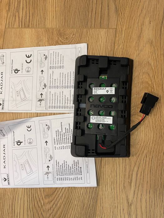 Оригинално безжично зарядно wherest charger за Renault Kadjar