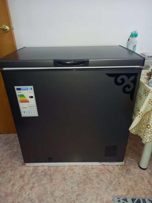 Продам морозильник