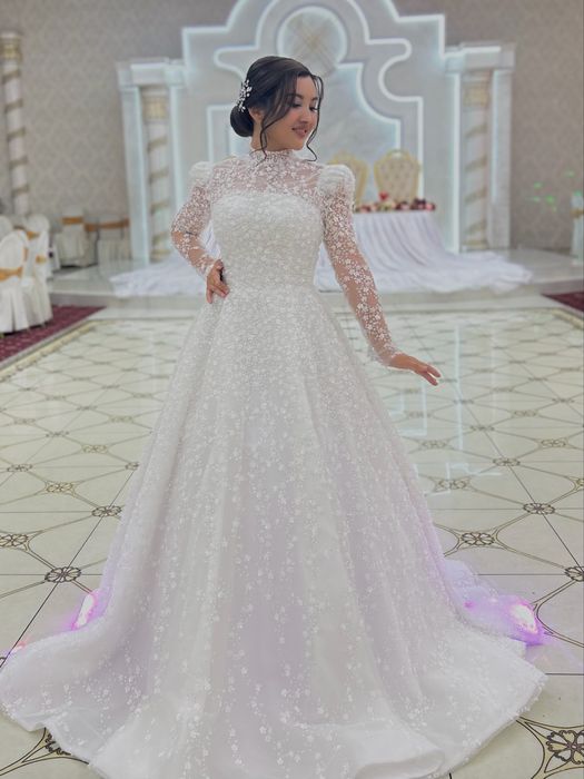 Той көйлегі Срочно сатылады
