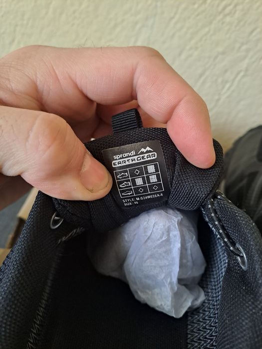 Обувку Sprandi 46