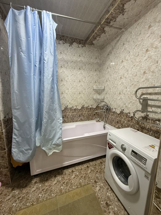 Ижарага берилади 2 хона 2- етад 22- мактаб олдида янги бозор