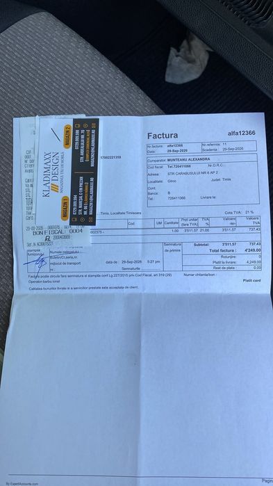 Ofer spre vânzare canapea nouă