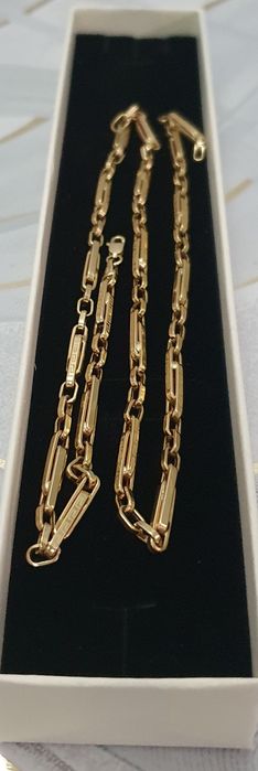 Цепочка    золотая.