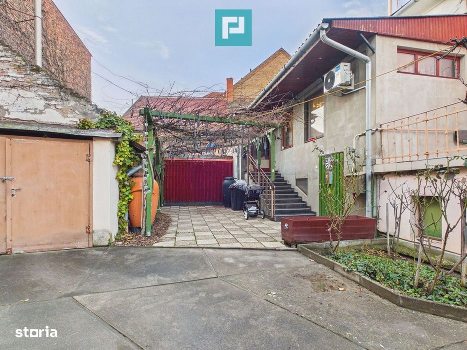 Apartament ultracentral cu 2 camere în Mako