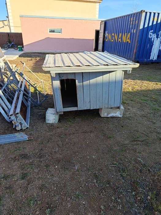 Домик для собаки.  Будка