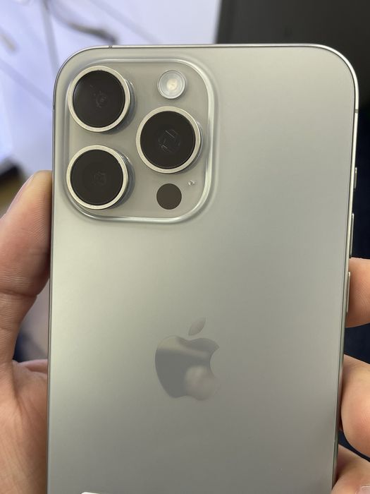 Айфон 15 про Макс. 256.  88%акб. Без ремонта