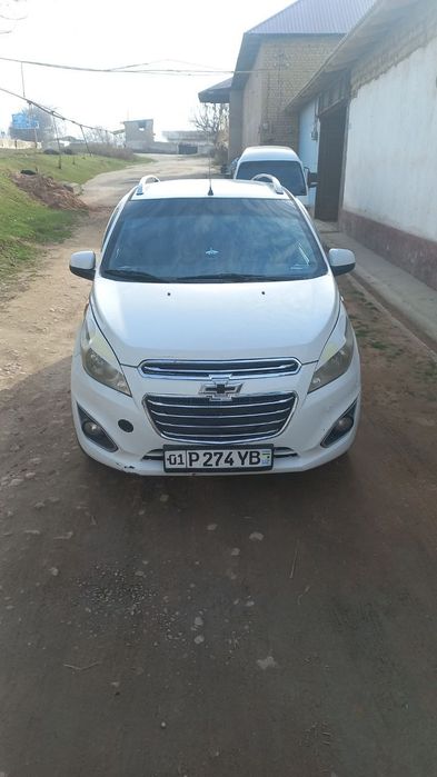 Продается Спарк 2014года 3-позиция есть газ