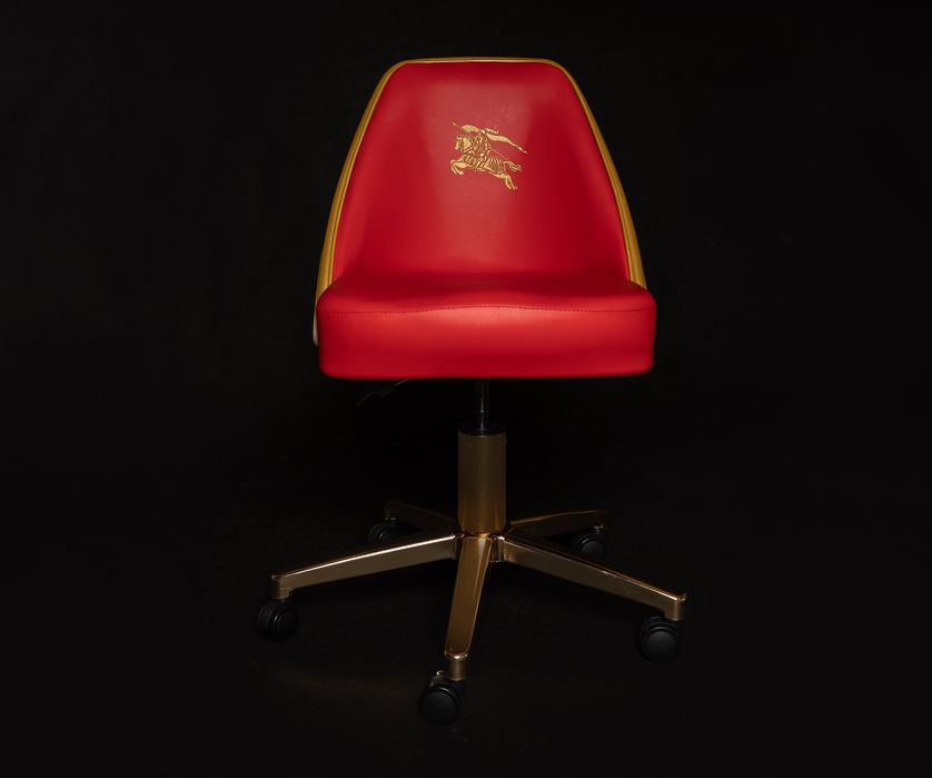 Masa Poker B U R B E R R Y stoc CustomTables.eu scaune jetoane set