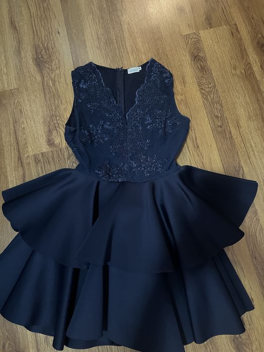 Рокля дантела и неопрен