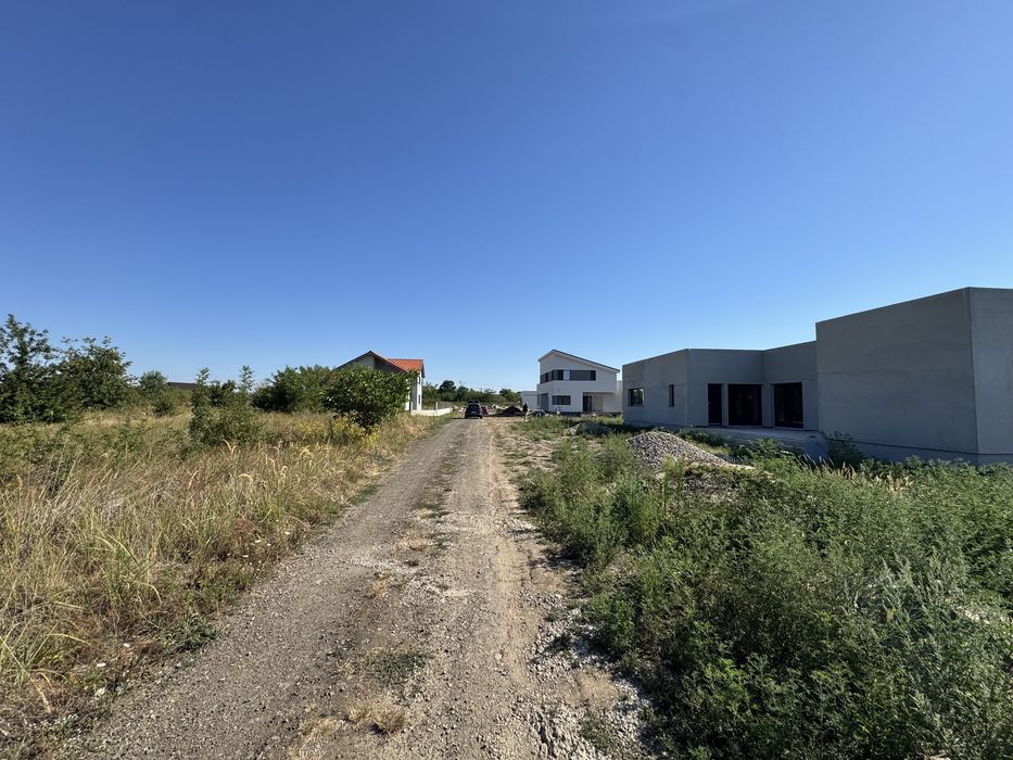 Proprietar vand teren Giarmata Vii