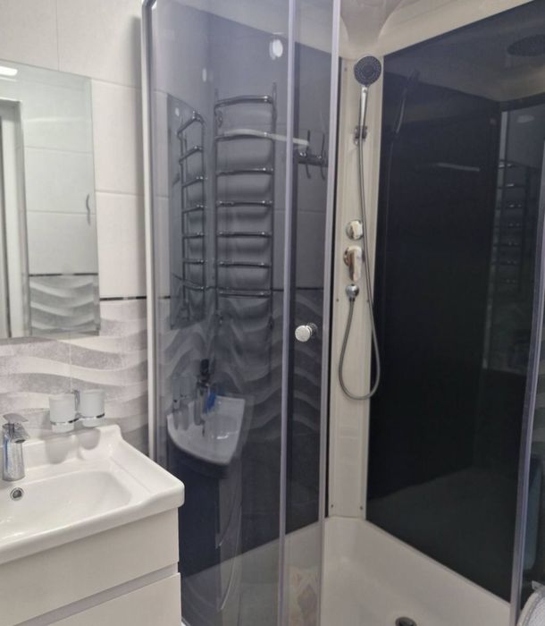 Oilaga qizlarga kvartra Chilonzor metrosi yonida