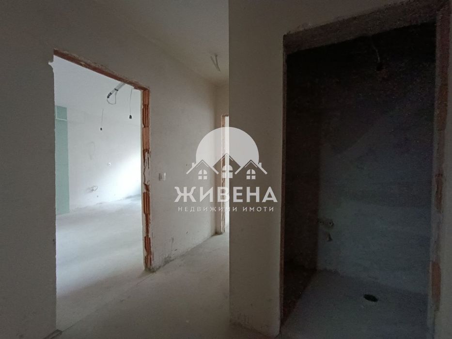 Продава се Тристаен апартамент в Варна, Лятно кино Тракия - 101 кв.м за 1313 €/кв.м - Снимка #11