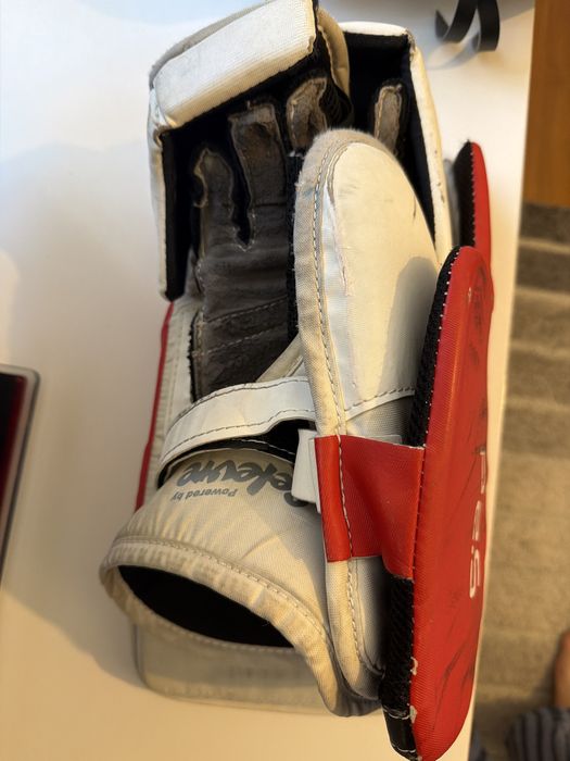 Patine Portar Hochei Bauer Supreme S29  Mărime 39 + manusa portar respins CCM