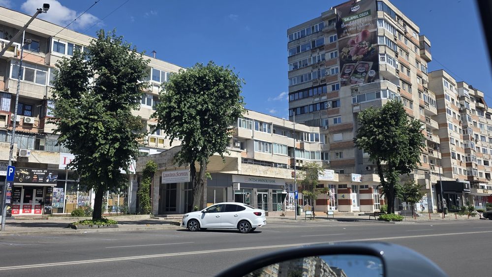 Inchiriere ultracentral Pitesti apartament 3 camere toate dotarile — fotografia 1