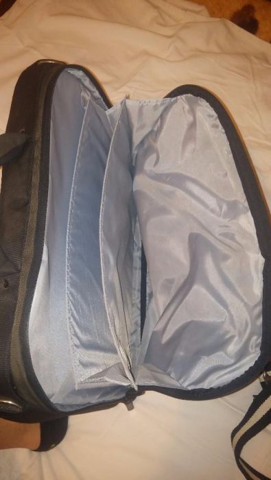 Чанта лаптоп чисто нова