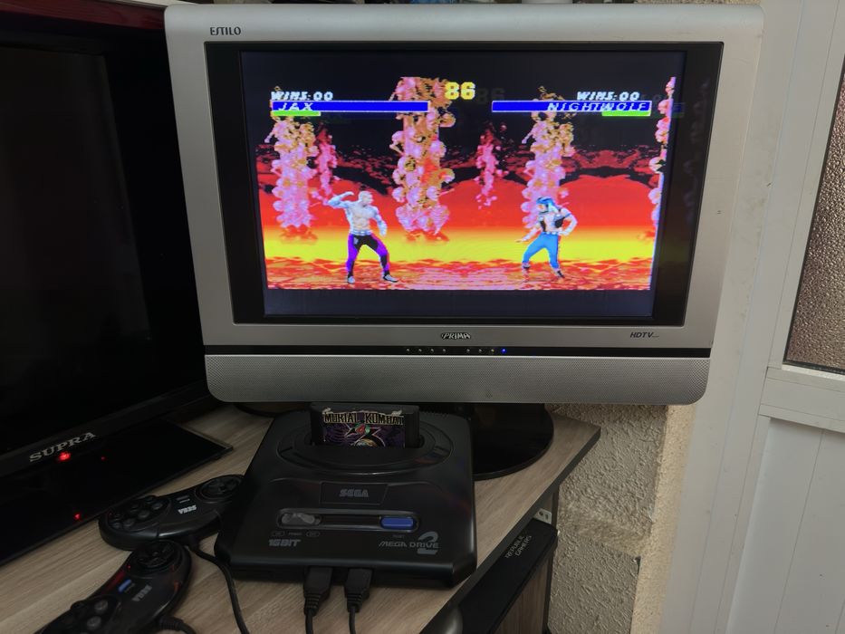 Sega Mega Drive 2 из 90х большая плата !