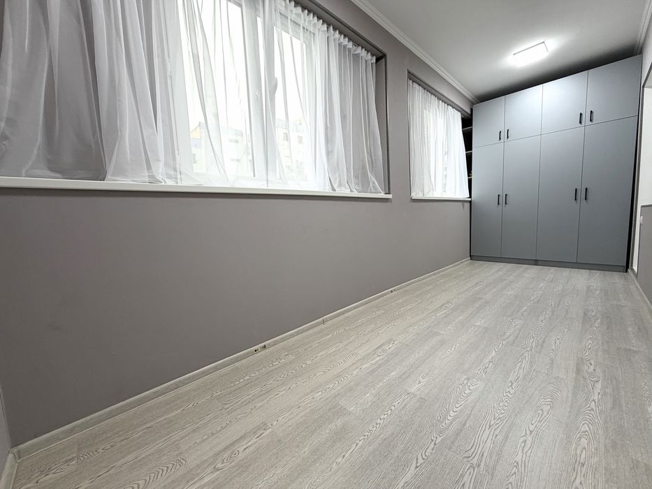 Продается 4 ком квартира. Сергели 8, 100 квадратов