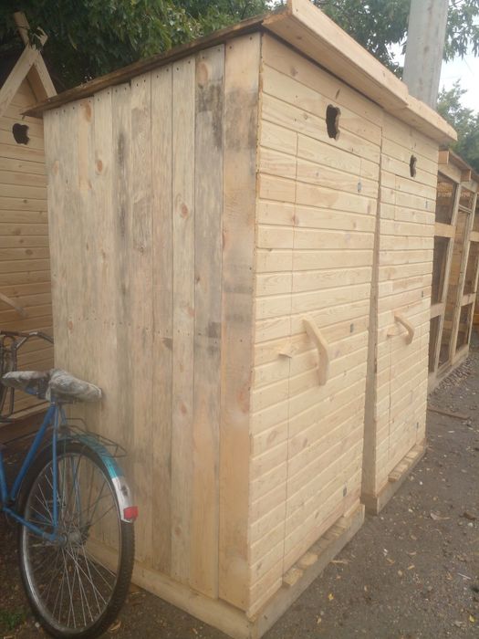 Деревянные туалеты