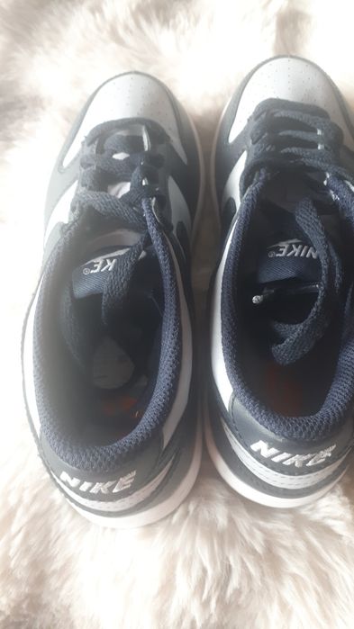 Оригинални nike 33 номер.МК номер 33
