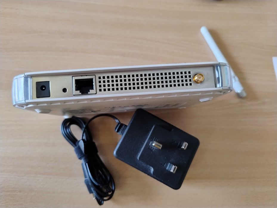 54 Mbps Wi-Fi Access Point Netgear WG 602 v3