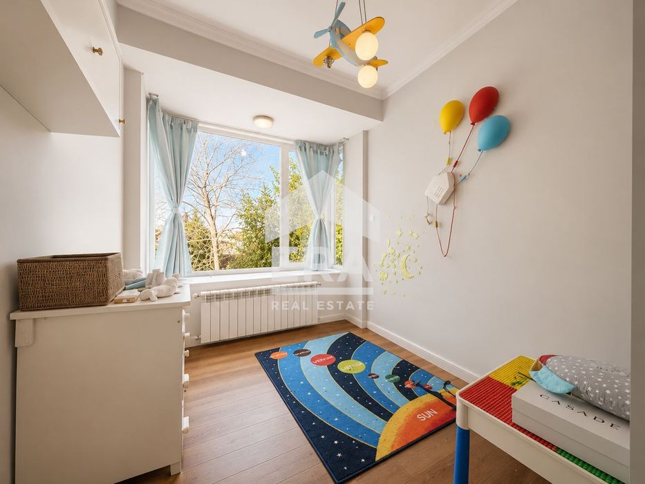 Дава се под наем Четиристаен апартамент в София, Лозенец - 120 кв.м за 1100 € - Снимка #8