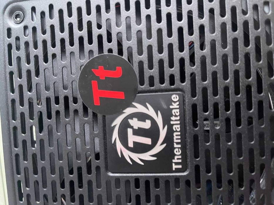 Sursa ThermalTake RGB 650W ToughPower Grand Modular (Fara Cabluri)