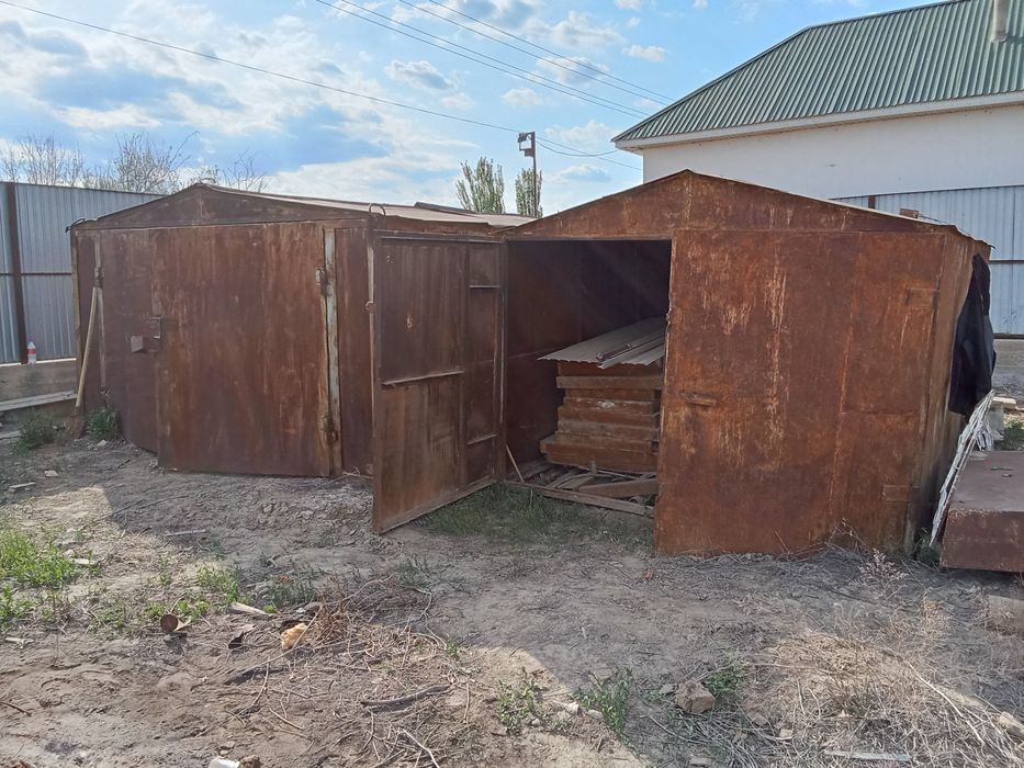 Еки гараж Бир багамен сатылады