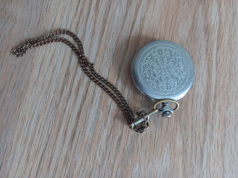 Продам часы карманные СССР