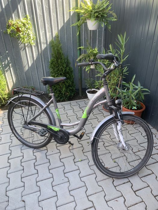 Vînd bicicletā MC KENZIE